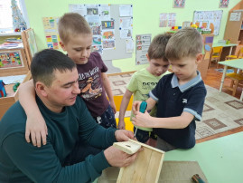 Урок доброты и заботы о крылатых собратьях. Урок доброты и заботы о крылатых собратьях.
